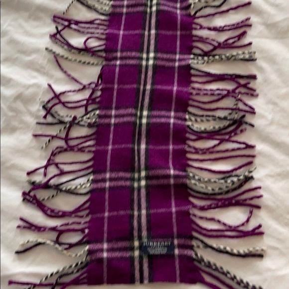 Burberry Tassel Wool Scarf - Picture 2 of 3